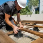 Cale ou plot : que choisir pour votre terrasse en bois ?